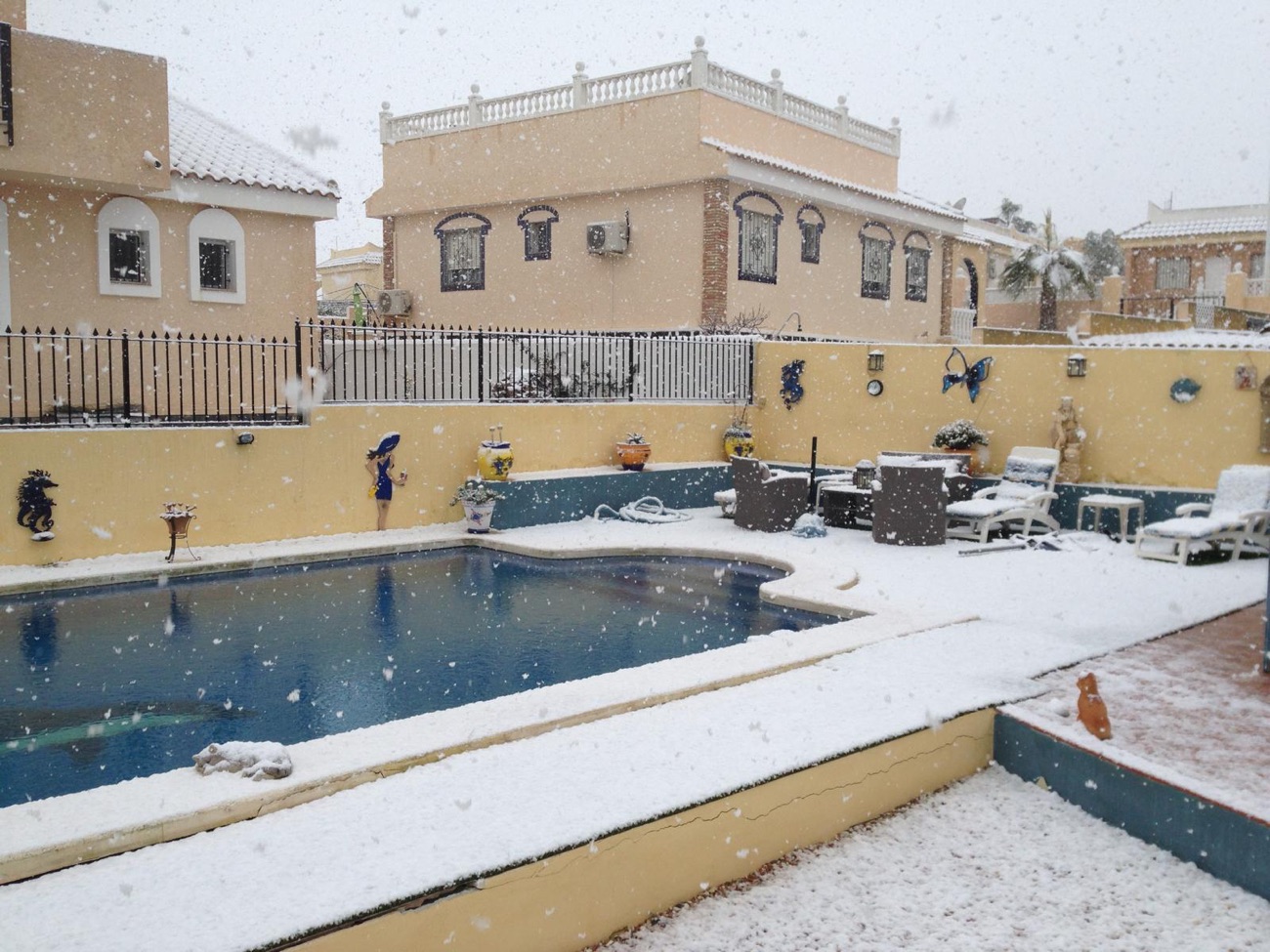 Snow in Camposol