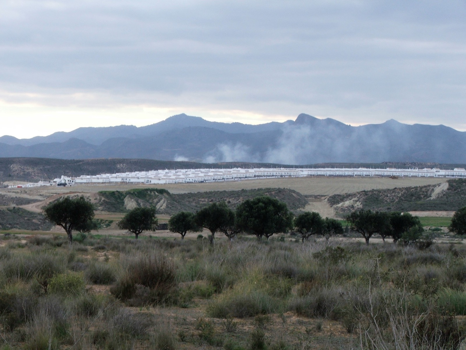 Camposol D sector in March 2006, the new white villas across the plain with the mountains behind