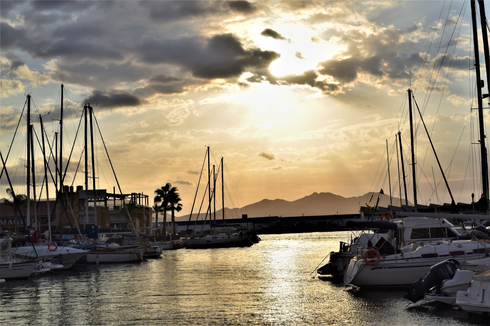 Sunrise over the harbour, Puerto de Mazarr&oacute;n