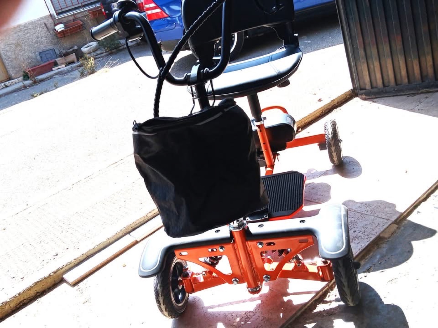 Vevor mobility scooter, folded
